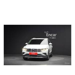 Volkswagen Tiguan 2.0 TDI Prestige 2023, Diésel, Asientos de Cuero, Volante a la Izquierda, Cámara Trasera - 28,342 km - Product Image 3