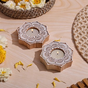 Porte-bougies en bois de rose faits à la main en gros |   Design sculpté de Moradabad - Product Image 1