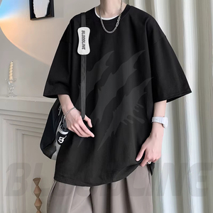 เสื้อยืดโอเวอร์ไซส์สีดำสำหรับผู้ชาย แขนสั้น คอกลม สไตล์สตรีท พิมพ์ลาย ผ้าคอตตอนเจอร์ซีย์ ระบายอากาศได้ดี ลายเรียบ โลโก้ด้านหน้า - Product Image 5