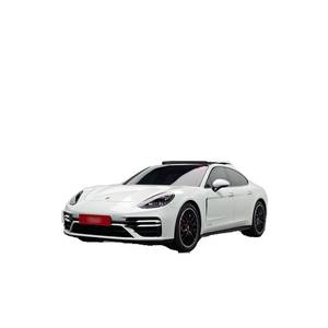 Porsche Panamera 4.0 GTS 2023 avec volant à gauche, sièges en cuir, caméra de recul, seulement 22 739 km parcourus - Product Image 1