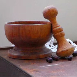 Mortero y pilón de madera de primera calidad para hierbas culinarias, especias secas y procesamiento manual de ingredientes - Product Image 1