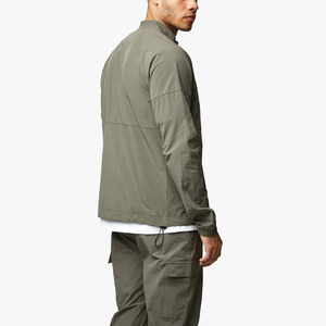 Ensemble de survêtement décontracté personnalisé à capuche coupe-vent uni, style cargo sport, en polyester unisexe – Créez votre propre design - Product Image 4