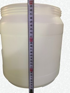 Contenedor de Plástico Redondo Blanco de Calidad de Exportación de Vietnam para Pasta de Camarones, Alimentos Salados y Congelados - Product Image 6