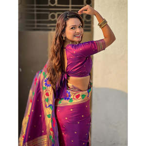 Sari Étnico Tejido con Hilo Zari de Seda Paithani con Borde Grande de Elite Weaves, Color Vino, para Mujer, 650 g - Product Image 2