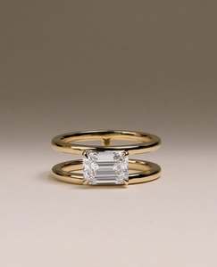 Anillo de Lujo con Moissanita de 2CT, Plata de Ley S925, Moissanita Esmeralda de 8*10mm, Gema Moderna para Aniversario - Product Image 1