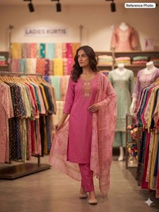 Tenue Traditionnelle Indienne Élégante Couleur Unie pour Femme – Ensemble Salwar Kameez Léger 3 Pièces Décontracté Haut de Gamme pour Fêtes Toutes Saisons - Product Image 3