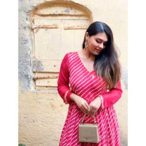 Vestido Maxi Cadet Carrot Leheriya Fusion, Talla XS, Cintura Imperio, Translúcido - Product Image 4