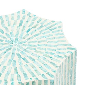 Taburetes acanalados en forma de estrella verde, mesa auxiliar pequeña de mosaico artesanal de nácar para decoración de sala de estar y dormitorio. - Product Image 2