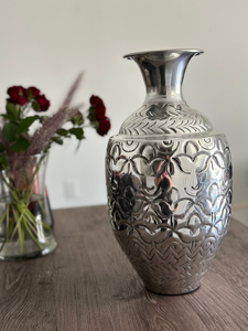 Jarrón Decorativo Contemporáneo de Aluminio para Decoración de Hogar de Lujo, Sala de Estar, Oficina y Accesorios de Decoración para Bodas - Product Image 2
