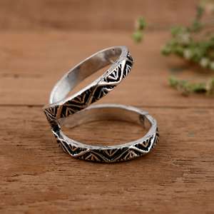 Handmade 925 Sterling <b>Silver</b> Geometric Swan Neck Splint <b>Ring</b> Oxidized Tribal Triangle Design <b>Adjustable</b> Joint Support - Product Image 2