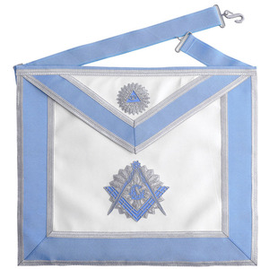 Delantal Masónico Personalizado Blanco con Ribete Azul, Compás y Escuadra Bordados, Insignia Cosida para Prendas - Product Image 5