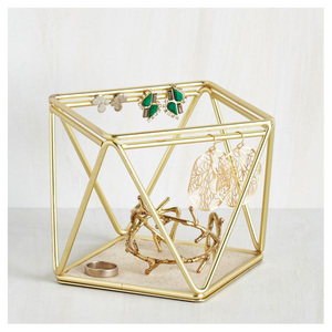 Caja de Joyería Moderna Hecha a Mano con Marco de Latón y Cristal, Tamaño y Color Personalizables, Estuche de Almacenamiento Elegante y de Lujo - Product Image 6