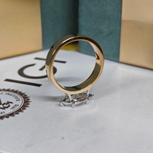 Anillo de compromiso y boda clásico con diamante marquise de 3 quilates cultivado en laboratorio, certificado IGI, engaste invisible en oro, ideal para fiestas. - Product Image 2