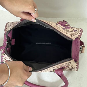 Bolso de Hombro de Cuero Vacuno Grabado a Mano con Diseño Floral, Estilo Vintage y Elegante, para Mujer, de Lujo, OEM ODM - Product Image 6