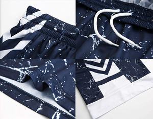 Ensemble de vêtements de sport de basketball imprimés personnalisés pour hommes, respirant, anti-humidité, protection UV, maillot et short en polyester, grandes tailles, pour équipe - Product Image 4