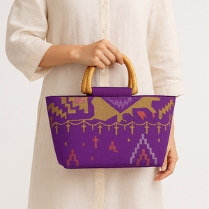 Sac fourre-tout Jamdani de luxe, artisanal, monobloc, tissé, écologique, traditionnel et élégant - Product Image 6