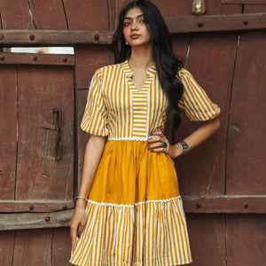 ชุดเดรสแม็กซี่คุณภาพสูงสำหรับงานปาร์ตี้ริมชายหาด ดีไซน์เรียบหรูสำหรับผู้หญิง ชุดเดรสสำหรับงานปาร์ตี้ริมชายหาดสำหรับผู้หญิง ชุดเดรสสำหรับใส่ในช่วงฤดูร้อน - Product Image 1