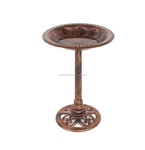 Bain d'oiseaux en métal de qualité supérieure pour jardin et pelouse, rehaussant la beauté, attirant les oiseaux, avec une structure robuste et une finition résistante aux intempéries. - Product Image 3
