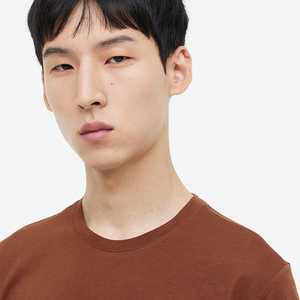 Camiseta Formal de Manga Larga para Hombre, 100% Poliéster, con Diseño Bordado y en Relieve, Ecológica, con Bolsillo y Cuello con Capucha - Product Image 3