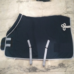 Custom Fleece Horse Rug U-Shape Solid Color Polyester Fabric Outdoor Use with 2 Leg Straps and Double Front Chest Closures India - Product Image 2