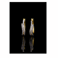 Kalung Set Desain Bunga Bali Berlian Emerald Cut Elegan Buatan Laboratorium Bersertifikat IGI Lapisan Emas Perhiasan Tunangan Mewah Wanita