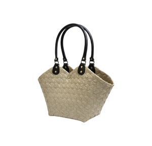 Artisan Woven Plastic <b>Handbag</b> And Handmade Bag Beautiful Scalloped Motif <b>Cream</b> Ladies Casual Shoulder Tote - Product Image 1