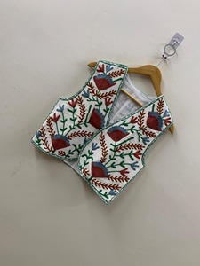Chaleco de Algodón Bordado con Flores, Estilo Prairie Chic para Mujer, Prenda de Primavera, Top sin Mangas con Patrón Hecho a Mano - Product Image 2