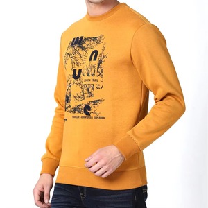 เสื้อสเวตเชิ้ตผู้ชายสีเหลืองมัสตาร์ด พิมพ์ลายกราฟิก คอกลม ผ้าฝ้ายฟลีซ สไตล์ลำลอง สตรีทแวร์ ทรงปกติ รับผลิตตามสั่ง (OEM) จำนวนมาก - Product Image 4