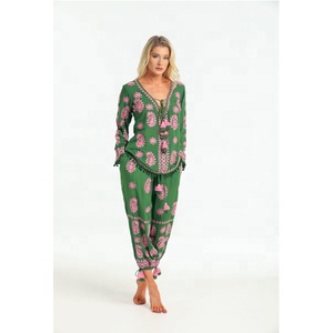 Boho Chic femmes vacances d'été à la mode nuit costume libre coulant Pom Pom garniture haut pyjama ensemble accrocheur contraste cou dentelle - Product Image 1