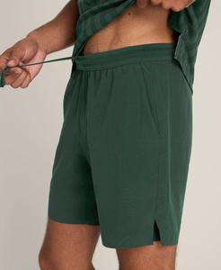 Shorts d'entraînement professionnels de Muay Thai en satin respirant, séchage rapide, légers, avec cordon de serrage et bande latérale pour hommes - Product Image 3