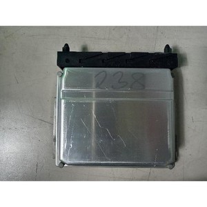 โมดูลควบคุมระบบส่งกำลัง S80 facelift ปี 2003 2003-2006 มือสอง ของแท้ OEM 08675761A - Product Image 1
