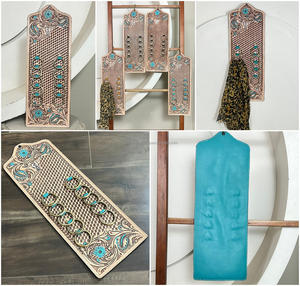 Nuevo Soporte para Bufandas de Cuero Genuino Hecho a Mano 2026 con Anillos Metálicos y Grabado Floral, Colgador de Exhibición para Boutique, Venta al por Mayor OEM - Product Image 3