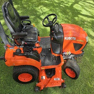 Tractor Agrícola Usado 2025 Kubota BX2680 26Hp Tractor Compacto y Cargador Disponible a Precio Económico - Product Image 4