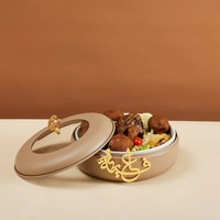 Plat de buffet arabe avec accents de calligraphie, design moderne et luxueux, non toxique, en métal fait main