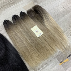 Lot de cheveux humains 4x4 à fermeture HD à double tirage Paquets de cheveux blonds à reflets droits Extensions de trame de l'usine - Product Image 2