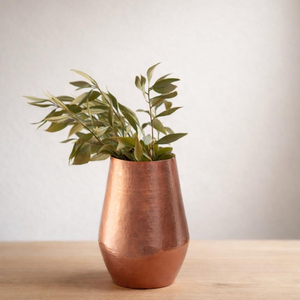 Vase en métal moderne, support décoratif haut de gamme pour fleurs, fait main, écologique, durable, léger, résistant à la rouille, pour table - Product Image 3