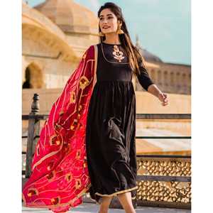 Robe Kurta/Kurti en crêpe noir foncé avec dupatta rose, style décontracté indien/pakistanais, taille XS - Product Image 5
