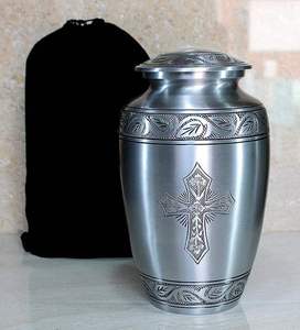 Elegant Beaded <b>Memorial</b> Urn Handmade Ashes Keepsake for Home Display and Tribute At Best Price - Product Image 1