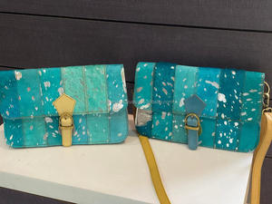 Nuevo diseño de pelo metálico en cuero reciclado Sling Bag Gypsy Real cuero genuino Vintage hecho a mano estilo occidental monederos de vaquera - Product Image 3