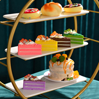 Support à cupcakes en métal réutilisable de haute qualité à 3 niveaux avec design compatible micro-ondes pour la présentation de desserts, de fruits et de pâtisseries Azora Industries