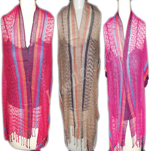 Écharpe de mode pour femme tricotée sur mesure à la main, design d'écharpe tissée à la main, Stoles et écharpes pour femme - Product Image 1