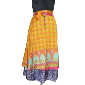 Magnifique jupe réversible d'été à deux couches pour femmes, en soie Hippie, Sari, multicolore, Design polyvalent - Product Image 1