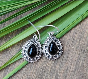 Boucles d'oreilles pendantes en onyx noir naturel, argent sterling 925, faites à la main, bijoux vintage en pierres précieuses pour femmes, vente en gros - Product Image 3