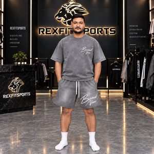 ชุดเสื้อยืดและกางเกงขาสั้นลายกราฟิกสำหรับผู้ชาย สไตล์ลำลอง สตรีทแวร์ ไซส์ใหญ่ เสื้อผ้าฤดูร้อน พิมพ์ลายตามสั่ง ชุด 2 ชิ้น ขายส่งจากโรงงาน - Product Image 6