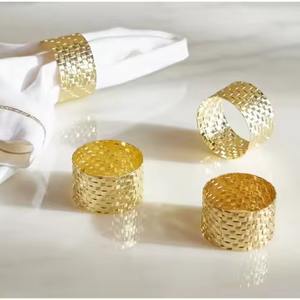 Porte-serviettes en métal contemporain pour une mise en scène élégante de la table et la décoration de mariage - Product Image 2