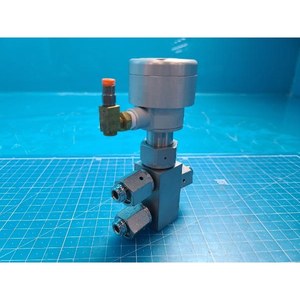 Swagelok SS-4BY-V35-1C Bellows-<b>Sealed</b> Valve Used As Is Legacy Semiconductor Equipment Parts - Product Image 4