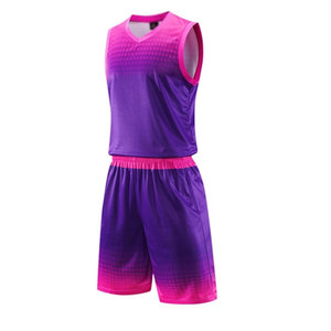Conjunto de Camiseta y Pantalones Cortos de Baloncesto Hechos de Tela de Poliéster de Secado Rápido, Diseño Personalizable para un Máximo Flujo de Aire y Rendimiento del Jugador - Product Image 1