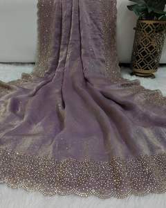 Sari de seda suave y gasa espacial con bordado de diamantes y blusa con bordado de hilo. - Product Image 5