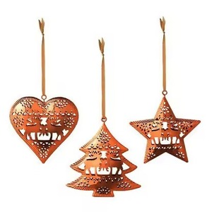 Adorno Metálico Premium en Forma de Corazón para Colgar, Ideal para Comercios y Hostelería Navideña - Product Image 5