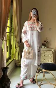 Ensemble de costume de soirée pour femmes, design élégant, broderie raffinée, velours lourd pur, style moderne, séchage rapide, toutes saisons - Product Image 4